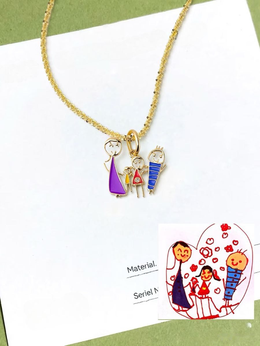 Family of three drawing as a gold pendant